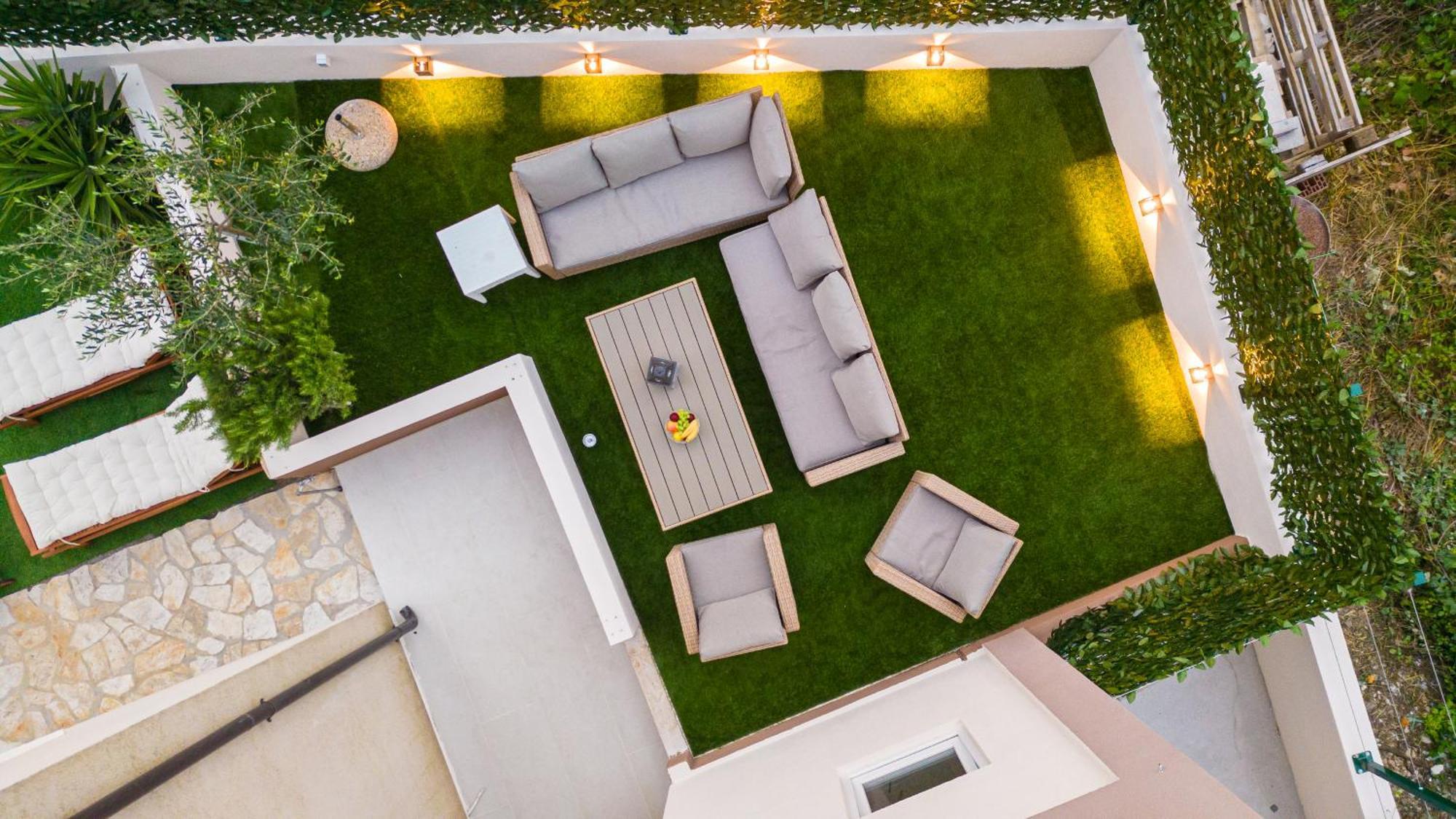 Bruno'S Poolside Apartments - Near Beach Trogir Eksteriør bilde